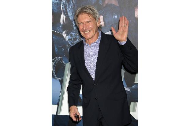 ...hart im Nehmen ist Harrison Ford nicht. Der 72-Jährige brach sich im Juni beim Dreh zu 
