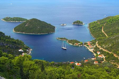 Kroatien hat 1246 kleine und große Insel, von denen nur 47 dauerhaft bewohnt sind. Eine davon ist Mljet, die 