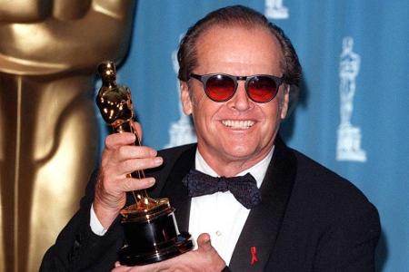 Jack Nicholson mit einem seiner Goldjungen bei den Academy Awards 1998: Er gewann den Oscar als 