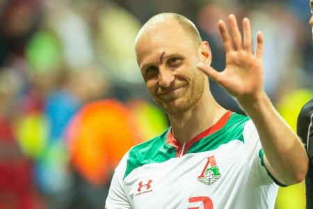 Fußballstar Benedikt Höwedes feiert ebenfalls seinen 32. Geburtstag. Er spielte insgesamt 16 Jahre für den FC Schalke 04 und...