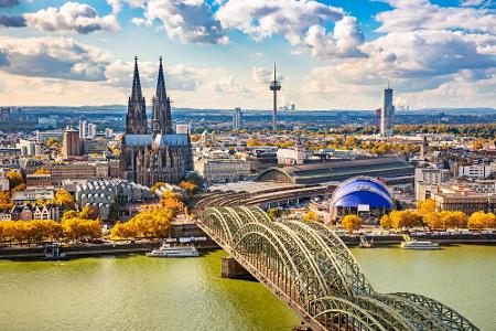 Der Titel geht allerdings an Köln. Die Stadt ist unter anderem ein bedeutender Messestandort und ist mitunter als die Heimat...