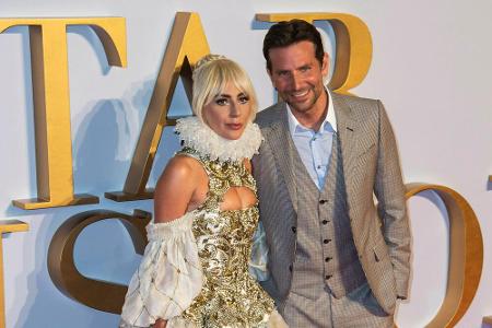 Was für ein Auftritt! Bradley Cooper und Lady Gaga ließen uns während der Oscar-Verleihung im Februar mit ihrer Darbietung v...