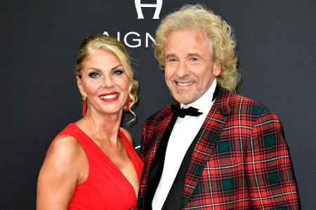 Neue Liebe: Thomas Gottschalk präsentierte sich im Mai zum ersten Mal mit seiner zwölf Jahre jüngeren Freundin Karina Mroß i...