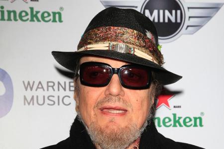 Malcolm John Rebennack Jr., auch bekannt als Dr. John, war ein berühmter Blues- und Jazz-Musiker. Er ging am 6. Juni von uns.
