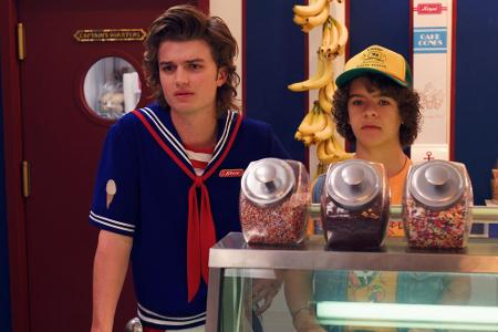 Deutlich weniger gruselig: Steve Harrington, der Eisverkäufer aus der Netflix-Serie 