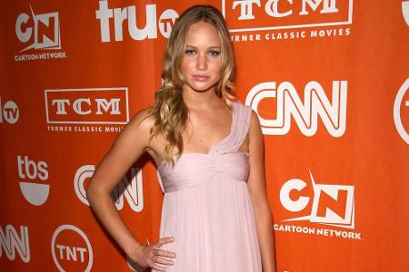 Im selben Jahr punktete die aufstrebende Schauspielerin, die zu der Zeit erst ein paar Mini-Rollen in Film und Fernsehen ver...