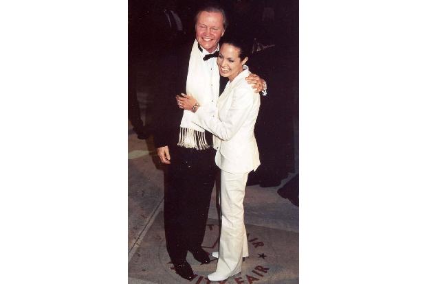 ...hat Angelina Jolie nicht das allerbeste Verhältnis zu ihrem Vater Jon Voight, doch auch sie hat sich ihren Berühmtheitsst...