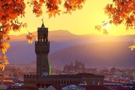 Nachdem sich die Hitze und auch die Sommertouristen aus Florenz zurückgezogen haben, kehrt langsam wieder Ruhe ein. Angenehm...