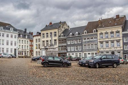 Auch Belgien reiht sich in diese Riege ein. Durch 1,50 Euro für Super und 1,52 Euro für den Liter Diesel wird hier kein Tank...