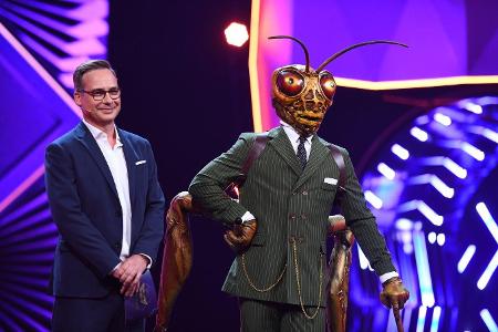 Der Graßhüpfer hat irgendetwas mit dem FC Bayern München zu tun. Die Frage: Spieler oder Edel-Fan? Heißer Tipp: Wayne Carpen...