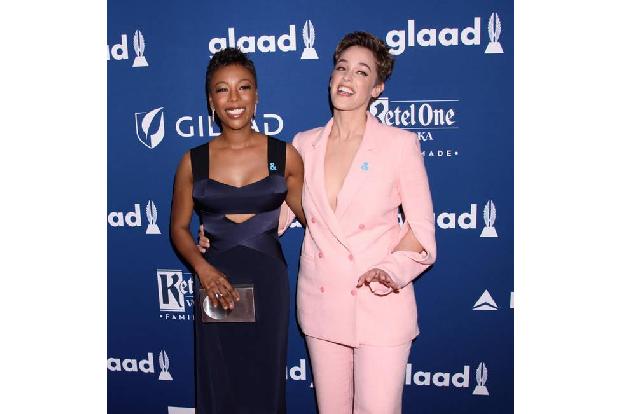 ...LGBTQ+ Community ist 'Orange Is The New Black'-Star Samira Wiley. Und auch sie ist schon weg vom Markt: Im März 2017 sagt...