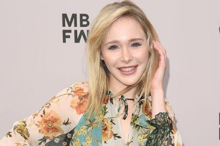 Wird sie in den Container einziehen? EX-GNTM-Kandidatin Theresia Behrend Fischer ist laut 