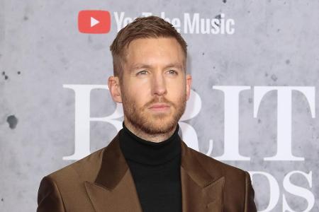 Der Name des britischen DJs Calvin Harris ist eigentlich Adam Wiles. Der 35-Jährige hasst seinen Künstlernamen jedoch: 