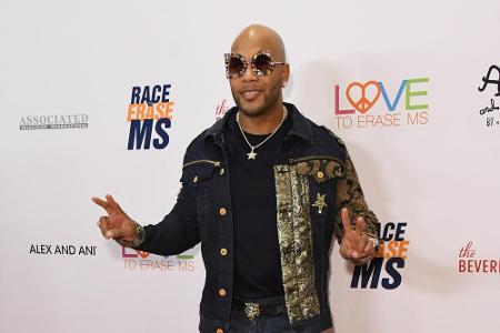 Der bürgerliche Name von Rapper Flo Rida ist Tramar Dillard. Der 39-Jährige wuchs in Florida auf und wollte den Sonnenschein...