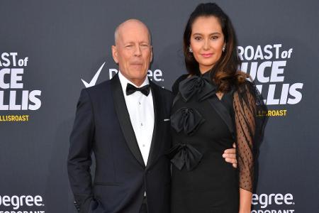 Bruce Willis (64) ist mit seinem 1,83 Meter nicht gerade klein. Doch seine Ehefrau Emma Heming (41) ist einfach noch ein Stü...