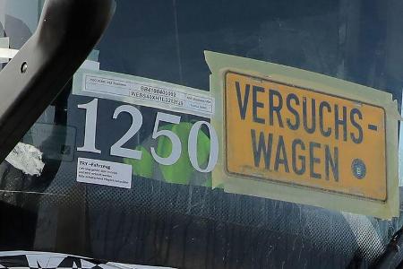 Mercedes Tourismo Reisebus USA Erlkönig