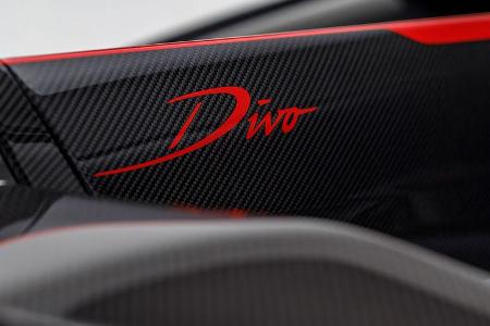 Bugatti Divo Ladybug