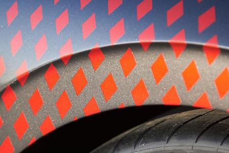 Bugatti Divo Ladybug