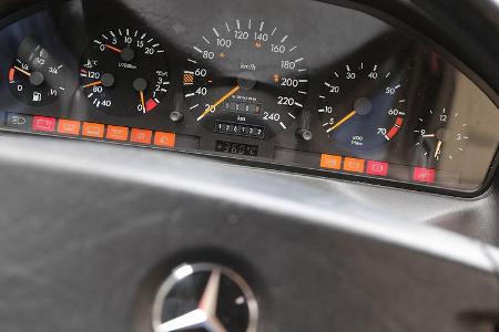 Mercedes 300 SL (R 129)