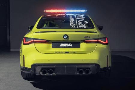 Für den passenden Sound sorgt eine modifizierte Sport-Auspuffanlage.