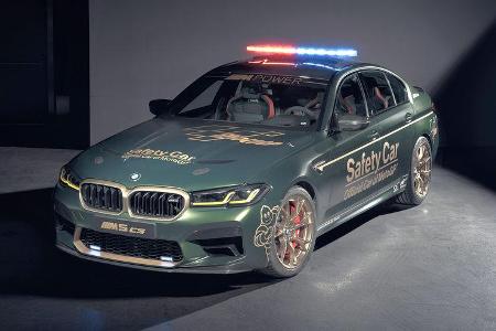 Golden glänzen beim M5 auch die Felgen und die Niere.