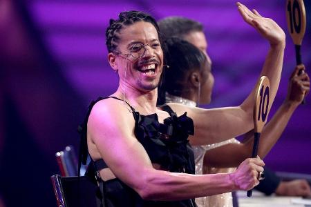 Über den modischen Geschmack von Juror Jorge González, im Finale diesmal mit Monokel, mag man diskutieren dürfen. Unbestritt...