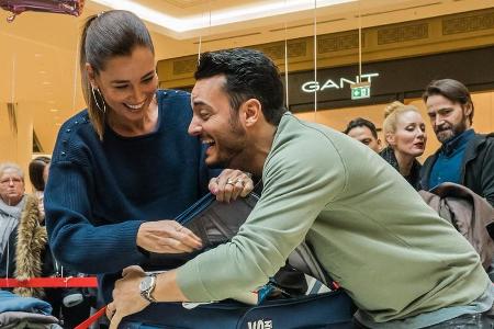Beim Packen scheiden sich bei Jana Ina und Giovanni Zarella die Geister