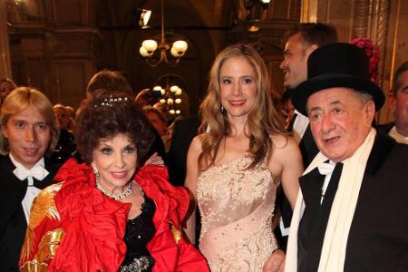 Mit Mira Sorvino (51) und Gina Lollobrigida (91) holte Lugner 2013 eine Oscargewinnerin und einen Star des italienischen Kin...