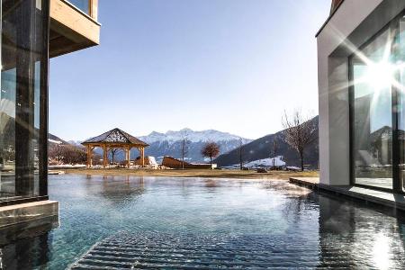 Tolle Ausblicke im sonnigen Vinschgau