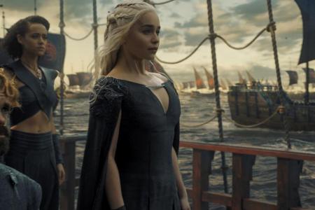 Mit einer gigantischen Flotte setzt Daenerys nach Westeros über