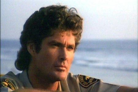 Mitch (David Hasselhoff) trägt als Chef des 