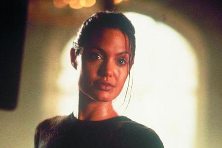 Angelina Jolie gibt ihre Rolle als Lara Croft ab