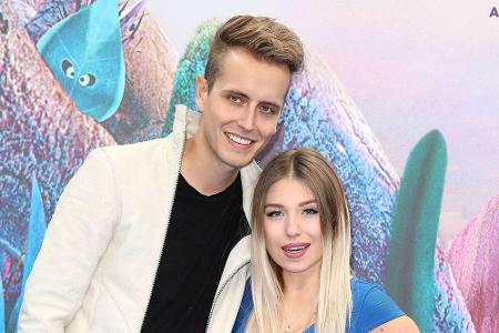 Am 4. Oktober erblickte das Kind von Bianca Heinicke das Licht der Welt. Der Youtube-Star und Ehemann Julian Claßen haben ei...