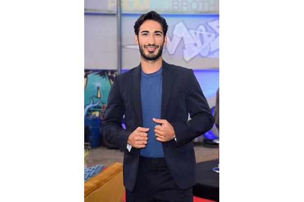 ...die Geschichte wird nun doch wieder kompliziert. Denn im Gegensatz zu Natascha bestreitet Umut das Techtelmechtel mit Eve...