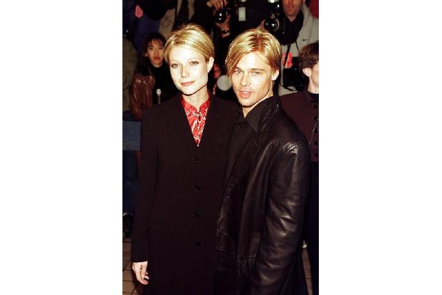 ...er in den 90er Jahren unter anderem die zehn Jahre jüngere Schauspielerin Juliette Lewis datete, kam er 1994 mit Gwyneth ...