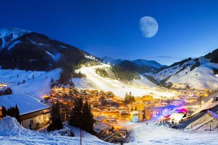 Unter die Top drei der besten Après-Ski-Orte hat es Saalbach-Hinterglemm geschafft. Das Besondere: Die Party-Spots bieten ei...