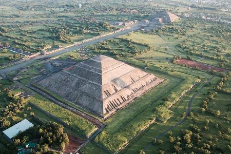 Die Sonnenpyramide von Teotihuacán