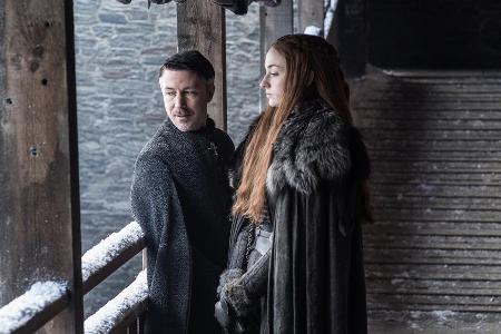 Kleinfinger (Aidan Gillen) hat das letzte Mal versucht, Sansa (Sophie Turner) zu manipulieren.
