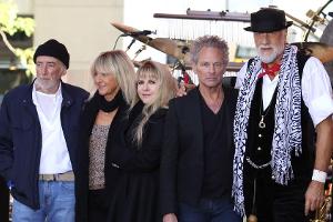 Fleetwood Mac kommen nach Berlin! Einzig Lindsey Buckingham (zweiter von rechts) darf die Reise nicht antreten