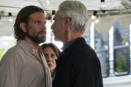 Sam Elliott (r.) spielt Bobby, den Bruder von Bradley Coopers Jackson