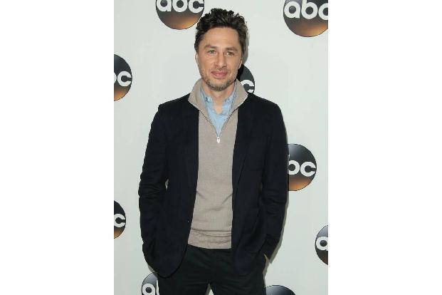 ...Zach Braff, denn seine Serie 'Alex, Inc.' über einen Familienvater, der seine Karriere mit seinem Privatleben unter einen...