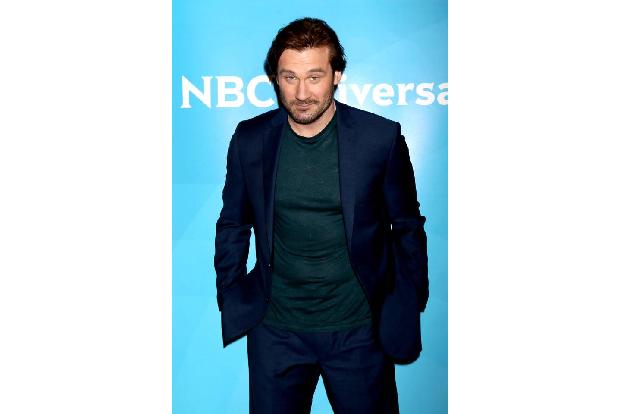 ...Clive Standen und 'Taken' aus. In der zweiten Staffel des Serienablegers von Liam Neesons Kino-Trilogie wechselten die Pr...