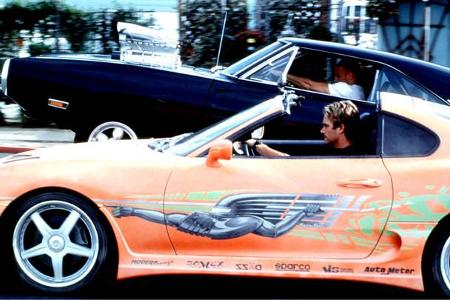 Paul Walker war ein absoluter Autonarr. Gemeinsam mit seinem Geschäftspartner Roger Rodas, einem Rennfahrer, besaß er eine b...