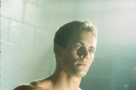 Ebenfalls vor 'Fast & Furious' spielte Paul im Jahr 2000 im Thriller 'The Skulls - Alle Macht der Welt' mit. Die beiden Fort...