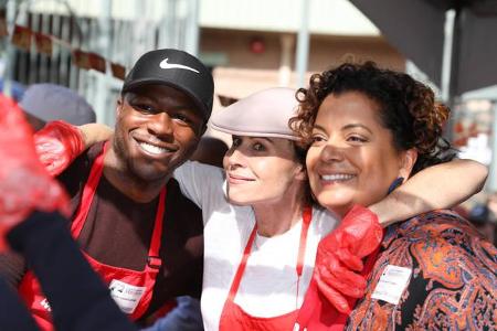 Thanksgiving - das Fest der Dankbarkeit - ist in den USA immer am vierten Donnerstag im November. Die Stars Kevin Hodge, Min...