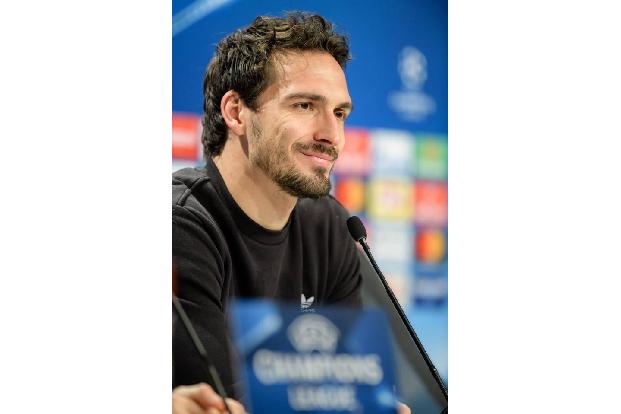 ...Papa geworden ist Mats Hummels. Seit 2007 datet der 'FC Bayern München'-Kicker die Fernsehmoderatorin Cathy Hummels, ehem...