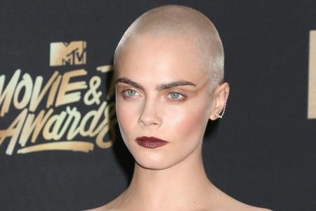 Model und Schauspielerin Cara Delevingne hat bereits ihre Kollegin Michelle Rodríguez und Musikerin St. Vincent geküsst. Ein...