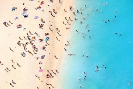 Dass sich in Europa ein erstklassiger Strandurlaub verbringen lässt, ist längst kein Geheimnis mehr. Welche Sandstreifen bes...