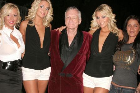 Der am 27. September verstorbene Hugh Hefner blieb bis zu seinem Tod in dem Anwesen wohnen. Das wurde beim Verkauf so verein...