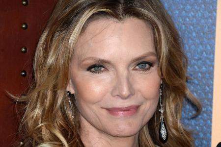 Schauspielerin Michelle Pfeiffer sieht man ihre 59 Jahre überhaupt nicht an.